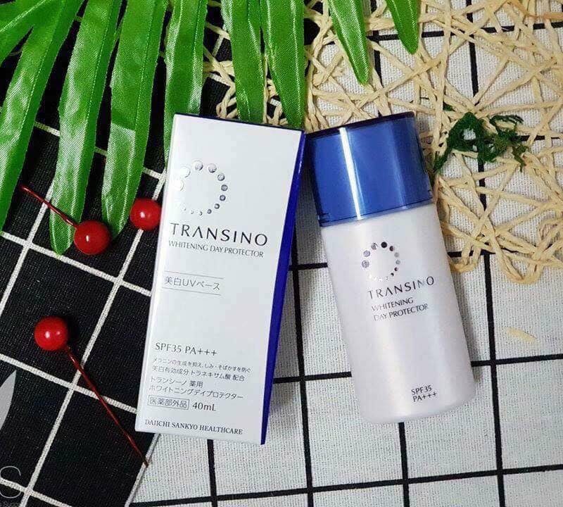 Kem chống nắng Transino Whitening Day Protector 40ml Nhật Bản