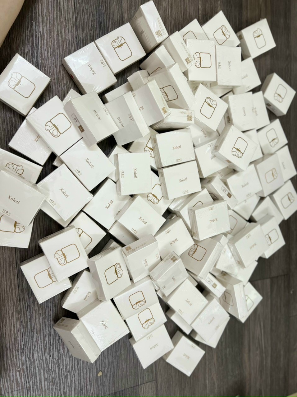 Tai nghe macarons chính hãng pick store nhật bản