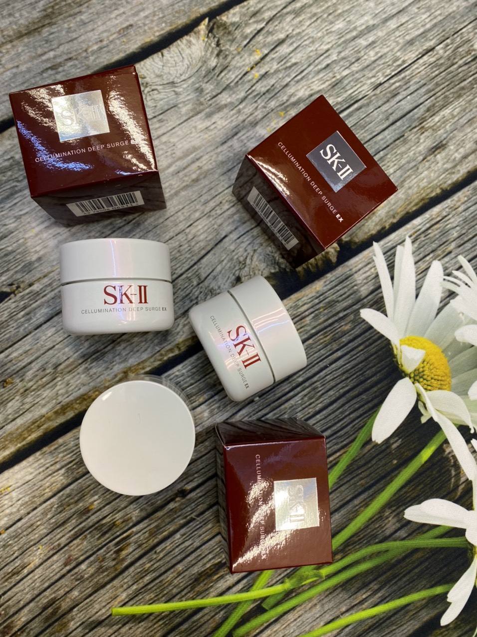 Kem Dưỡng Trắng Da SK-II Cellumination Deep Surge EX 50g của Nhật Bản