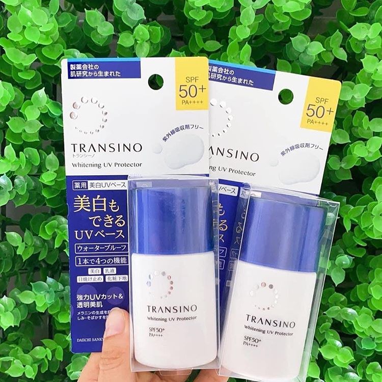 Kem chống nắng Transino Whitening Day Protector 40ml Nhật Bản